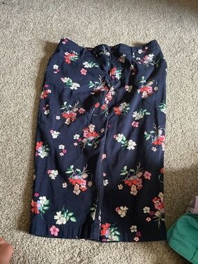 St. John’s Bay Capri Sz 14